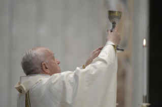 7-Concelebración eucarística con los participantes en la Asemblea plenaria del Consejo de Conferencias Episcopales de Europa