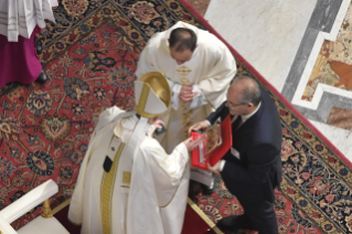 12-Concelebración eucarística con los participantes en la Asemblea plenaria del Consejo de Conferencias Episcopales de Europa