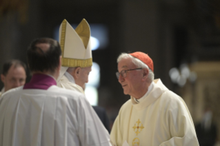 11-Concelebración eucarística con los participantes en la Asemblea plenaria del Consejo de Conferencias Episcopales de Europa