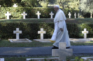 6-Commemoration of all the faithful departed - Holy Mass