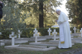 1-Celebração da Santa Missa para a comemoração dos fiéis defuntos