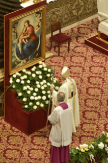 30-Santa Misa con ordenaciones sacerdotales