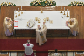 14-Easter Sunday - Holy Mass of the day