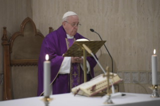 1-Fr&#xfc;hmesse in der Kapelle der Domus Sanctae Marthae: Nicht dem Scheitern nachgeben
