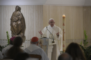 5-Fr&#xfc;hmesse in der Kapelle der Casa Santa Marta: Der Friede, der das Herz zum Lächeln bringt