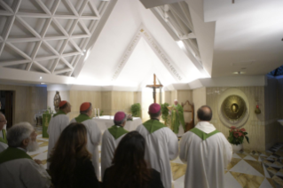 0-Meditazione quotidiana nella Cappella della Domus Sanctae Marthae: <i>La compassione atto di giustizia</i>