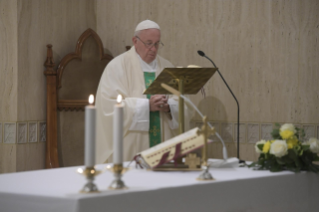 3-Misa matutina en la capilla de la Domus Sanctae Marthae: <i>Cuidar a los ancianos y a los jóvenes es la cultura de la esperanza</i>