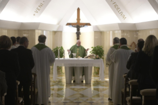 4-Meditazione quotidiana nella Cappella della Domus Sanctae Marthae: <i>Quello di Cristo non è amore da telenovela</i>