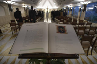 3-Meditazione quotidiana nella Cappella della Domus Sanctae Marthae: <i>Quando il diavolo fa l'educato</i>