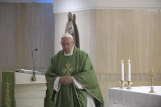 4-Meditazione quotidiana nella Cappella della Domus Sanctae Marthae: <i>Quando il diavolo fa l'educato</i>