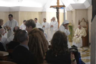 5-Meditações matutinas na Capela da Casa Santa Marta: <i>Os sacramentos não se pagam</i>