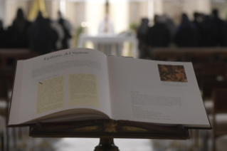 5-Meditazione quotidiana nella Cappella della Domus Sanctae Marthae: <i>La concretezza dell'amore cristiano</i>