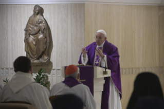 3-Meditazione quotidiana nella Cappella della Domus Sanctae Marthae: <i>Custodire la memoria</i>