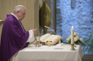 5-Meditazione quotidiana nella Cappella della Domus Sanctae Marthae: <i>Custodire la memoria</i>