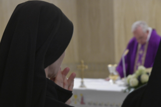 9-Meditazione quotidiana nella Cappella della Domus Sanctae Marthae: <i>Custodire la memoria</i>