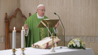 3-Meditações matutinas na Capela da Casa Santa Marta