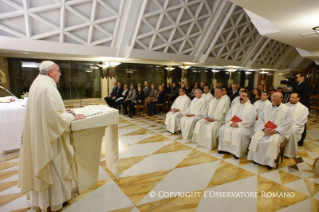 8-Misa matutina en la capilla de la Domus Sanctae Marthae: <i>Cuánto y cómo</i>