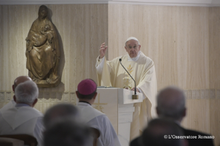 4-Frühmesse in der Kapelle der Domus Sanctae Marthae: Der Verheißung Gottes vertrauen