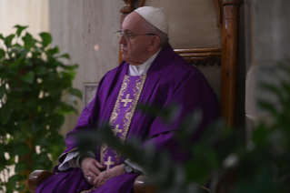 4-Santa Missa celebrada na capela da Casa Santa Marta: "Deus sempre age na simplicidade"