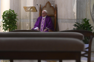 11-Celebrazione della Santa Messa nella Cappella della <i>Domus Sanctae Marthae</i>: Chiedere perdono implica perdonare