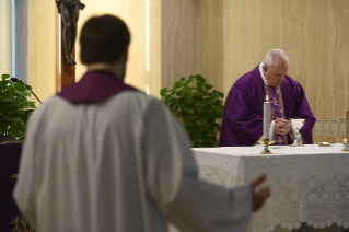 4-Frühmesse in der Kapelle der Casa Santa Marta: Den Herrn erkennen, wenn er vorübergeht