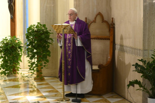 6-Misa celebrada por el papa Francisco de forma privada en la capilla de la Casa Santa Marta: <i>La enfermedad de la acedia y el agua que nos regenera</i>