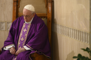 7-Misa celebrada por el papa Francisco de forma privada en la capilla de la Casa Santa Marta: <i>La enfermedad de la acedia y el agua que nos regenera</i>