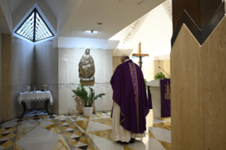 6-Holy Mass presided over by Pope Francis at the <i>Casa Santa Marta</i> in the Vatican: "Knowing our idols"