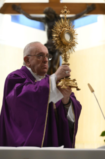 7-Messe quotidienne dans la chapelle de la résidence Sainte-Marthe: « Notre-Dame des Douleurs, disciple et mère »