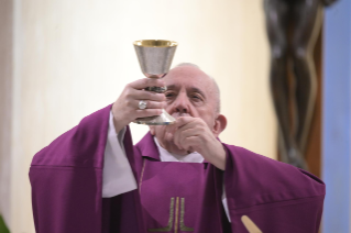 6-Holy Mass presided over by Pope Francis at the <i>Casa Santa Marta</i> in the Vatican: "Seek Jesus in the poor"