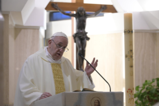 4-Messe quotidienne dans la chapelle de la résidence Sainte-Marthe : « La grâce de la fidélité »