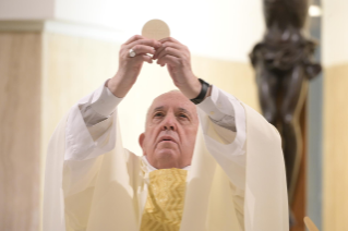 6-Holy Mass presided over by Pope Francis at the Casa Santa Marta in the Vatican: "The grace of fidelity"