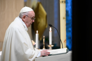 2-Misa celebrada por el papa Francisco de forma privada en la capilla de la Casa Santa Marta: <i>Nuestra fidelidad es la respuesta a la fidelidad de Dios</i>