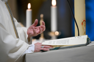 3-Misa celebrada por el papa Francisco de forma privada en la capilla de la Casa Santa Marta: <i>Nuestra fidelidad es la respuesta a la fidelidad de Dios</i>