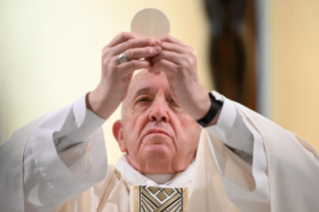 11-Holy Mass presided over by Pope Francis at the Casa Santa Marta in the Vatican: "Faithfulness is our response to God's fidelity"