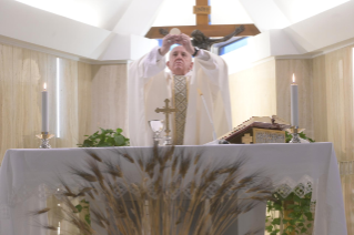 6-Holy Mass presided over by Pope Francis at the Casa Santa Marta in the Vatican: "To be filled with joy"