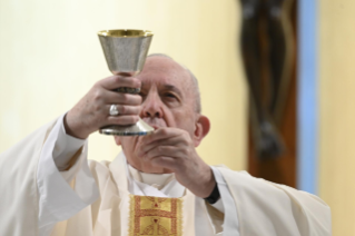 5-Holy Mass presided over by Pope Francis at the Casa Santa Marta in the Vatican