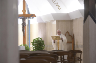 0-Misa celebrada por el papa Francisco de forma privada en la capilla de la Casa Santa Marta: <i>El don del Espíritu Santo: la franqueza, el valor, la parresia</i>