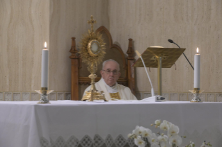 12-Messe quotidienne dans la chapelle de la résidence Sainte-Marthe: « Le don de l'Esprit Saint : la franchise, le courage, la parrhésie »