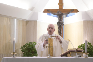 9-Messe quotidienne dans la chapelle de la résidence Sainte-Marthe: « Le don de l'Esprit Saint : la franchise, le courage, la parrhésie »