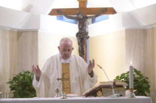 11-Messe quotidienne dans la chapelle de la résidence Sainte-Marthe: « Le don de l'Esprit Saint : la franchise, le courage, la parrhésie »