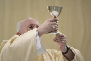 5-Holy Mass presided over by Pope Francis at the Casa Santa Marta in the Vatican: "Let the light of God enter in us so we do not become like bats in the darkness"
