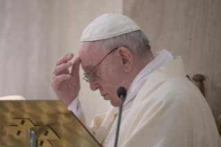 5-Holy Mass presided over by Pope Francis at the Casa Santa Marta in the Vatican: “Jesus is our pilgrim companion”