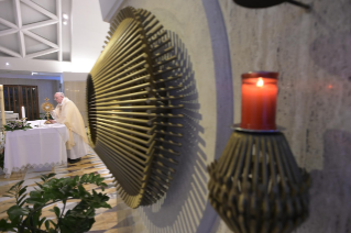 8-Frühmesse in der Kapelle der Casa Santa Marta: Für den Frieden in den Familien