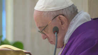 10-Celebrazione della Santa Messa nella Cappella della <i>Domus Sanctae Marthae</i>: Con il “cuore nudo”