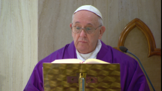 2-Santa Missa celebrada na capela da Casa Santa Marta: "Pecadores, mas em diálogo com Deus"