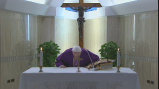 0-Holy Mass presided over by Pope Francis at the <i>Casa Santa Marta</i> in the Vatican: "The courage to keep silent" 
