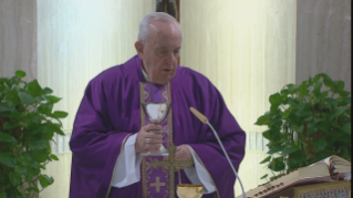 4-Holy Mass presided over by Pope Francis at the <i>Casa Santa Marta</i> in the Vatican: "The courage to keep silent" 