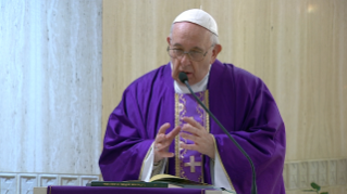 4-Holy Mass presided over by Pope Francis at the <i>Casa Santa Marta</i> in the Vatican: "Let us not forget the gratuitousness of revelation"