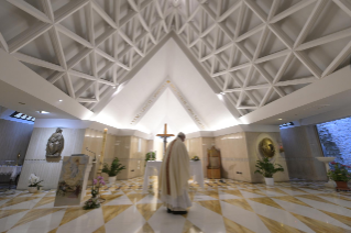 0-Messe quotidienne dans la chapelle de la résidence Sainte-Marthe : « Prier, c'est aller avec Jésus au Père qui te donnera tout »